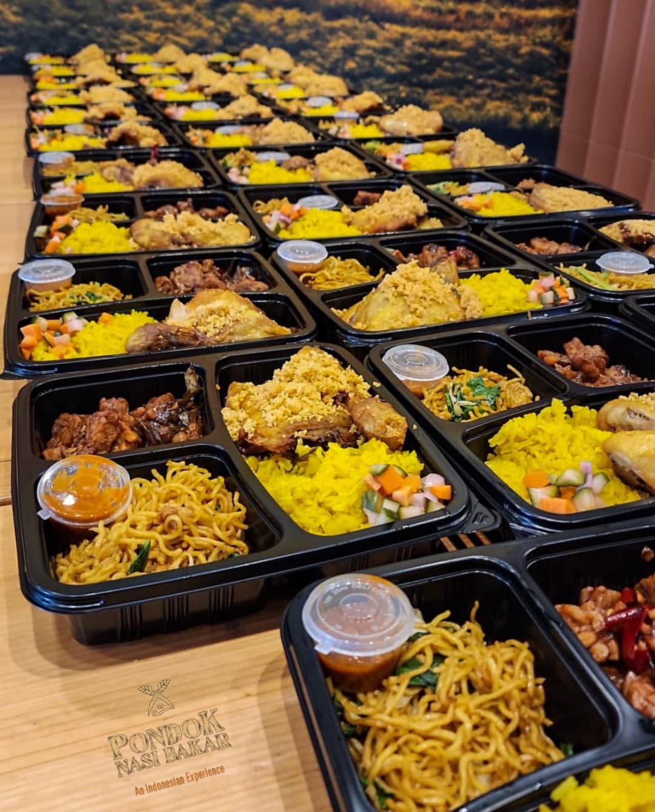 Celebrating life's sweetest moments with food that brings people together 💛 Baby shower catering, fresh from Pondok Nasi Bakar ✨