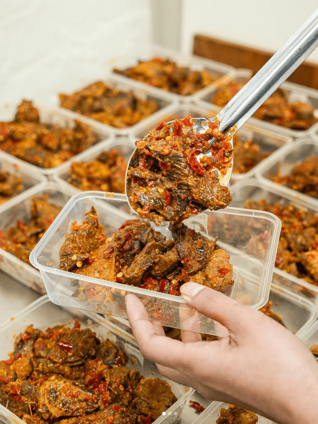 Weekly home catering - Indonesian meals in containers