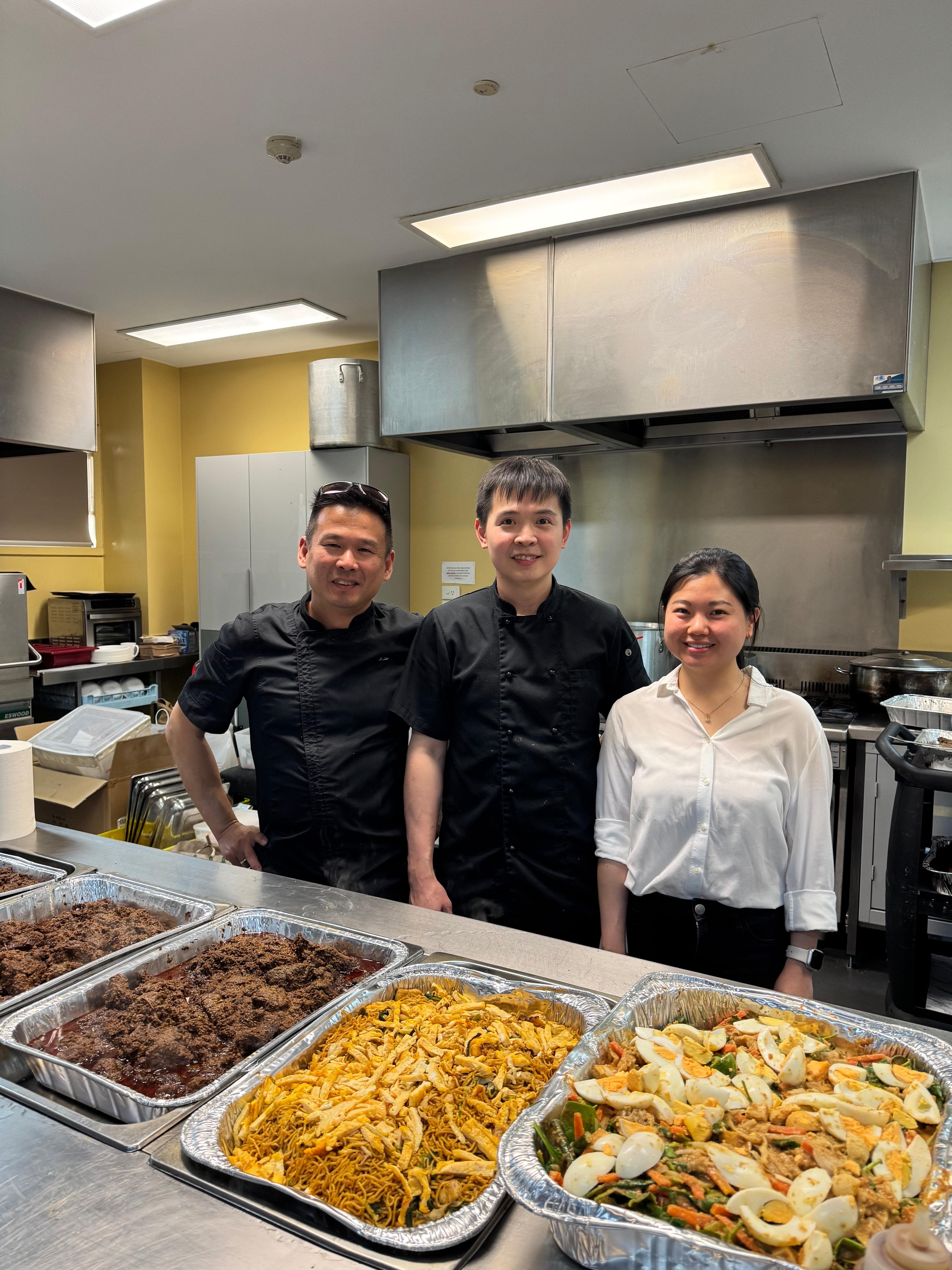 Pondok Nasi Bakar team and authentic Indonesian catering dishes